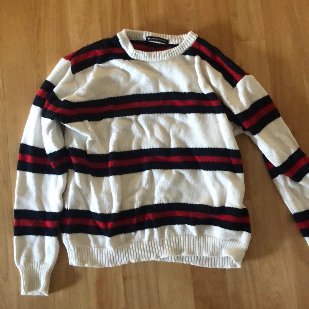 Brandy Melville sweater